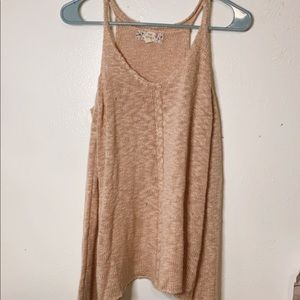 Long sleeve sweater/shirt 🤍